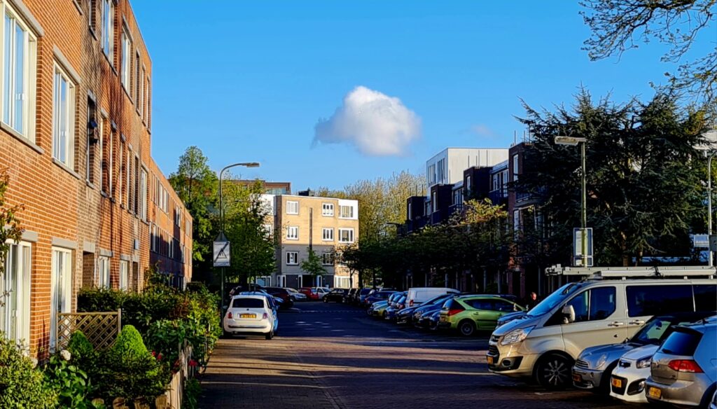 Vanmorgen zomaar een leuk wolkje, dag 1573