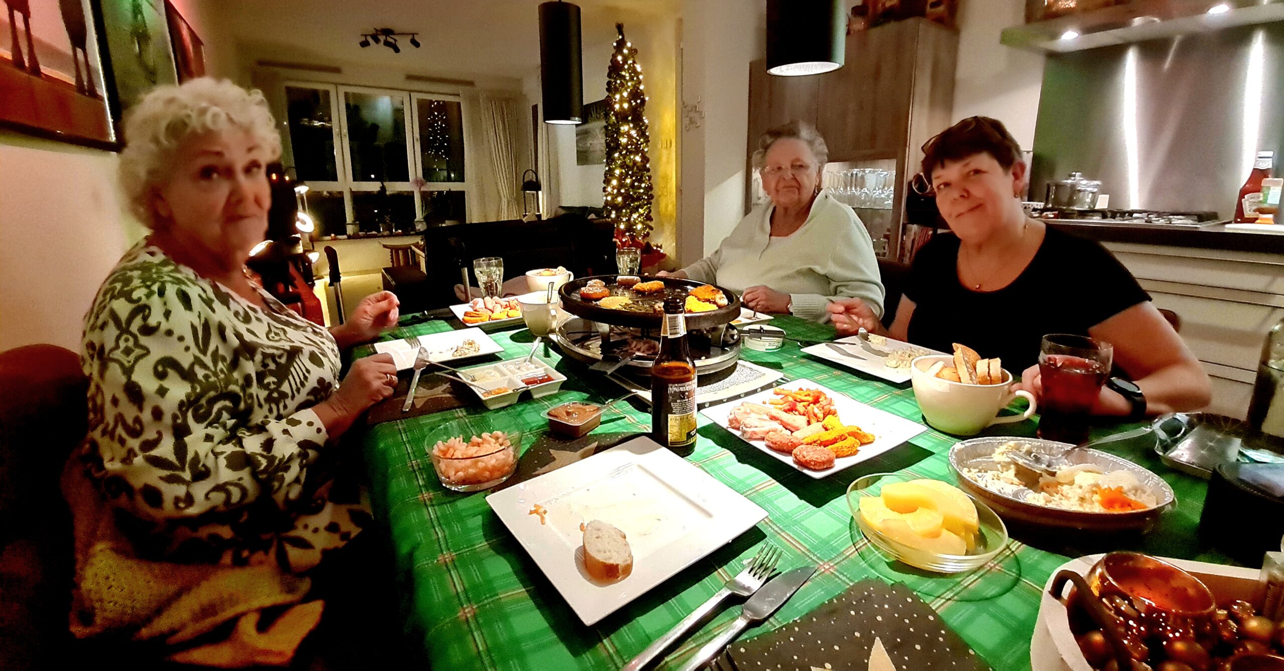 Samen met de oma’s lekker zitten bakken, dag 1821